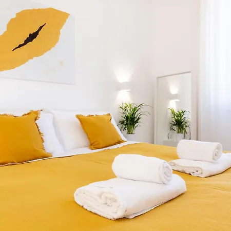Adventura Penthouse Daire *